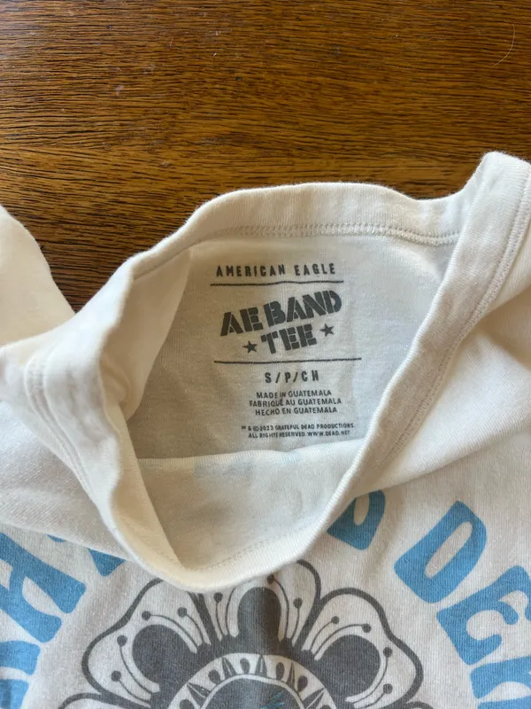 American Eagle Tshirt - Image 2