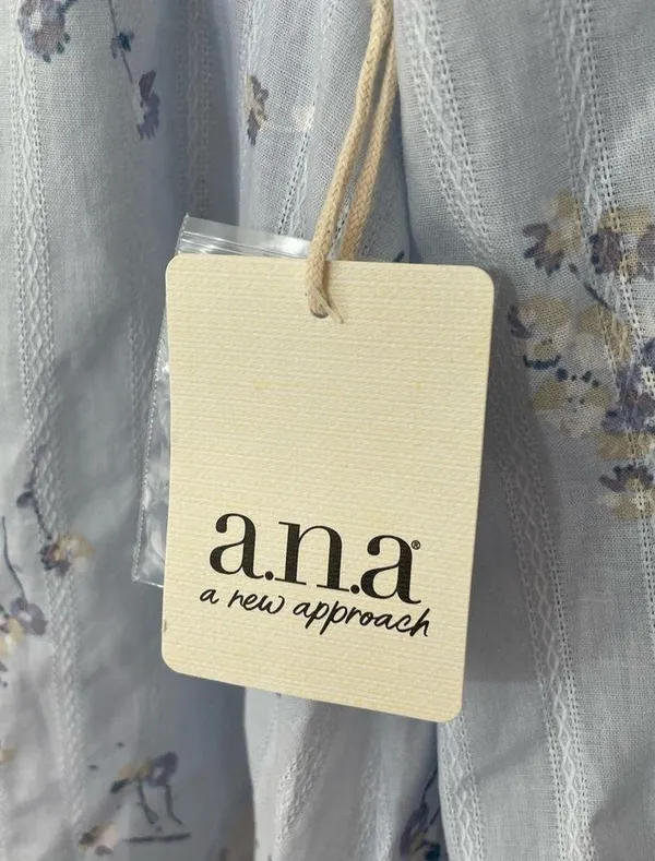 A.n.a. NWT Floral Puff Sleeve Blouse Top Romantic Blue Lavender Prairie ~ Size S - Image 5