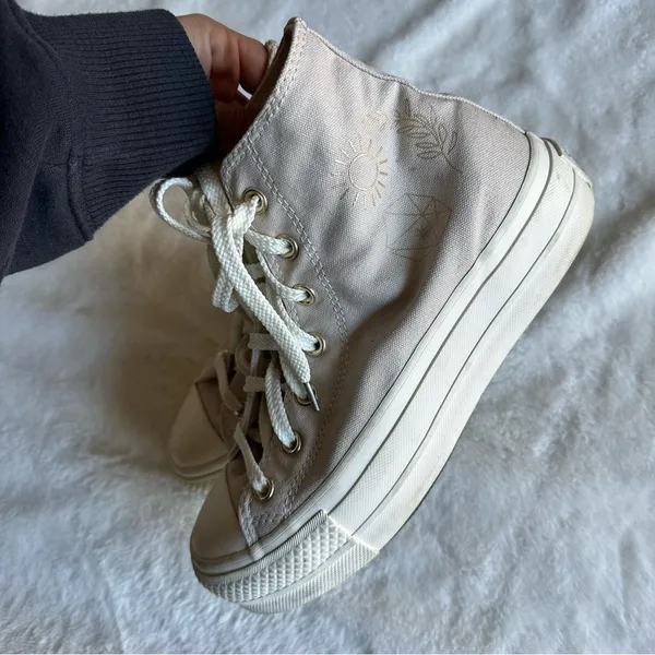 Converse Desert Sand Festival Platform Sneakers Women’s Size 6.5 - Image 11