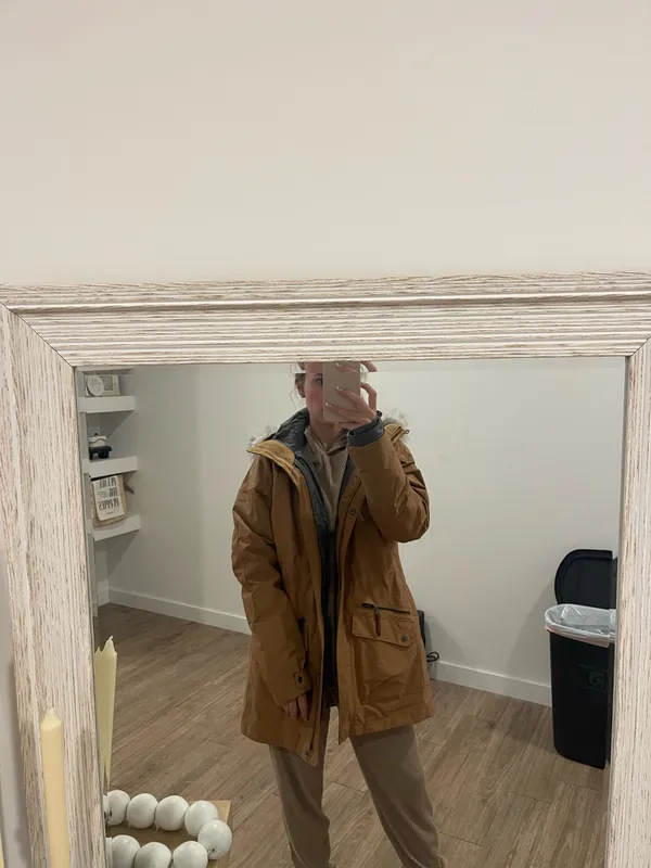 Columbia Women’s Winter Jacket - Image 2