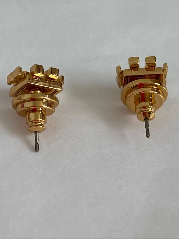 Tory Burch Gold Logo Stud Earrings NWOT - Image 4