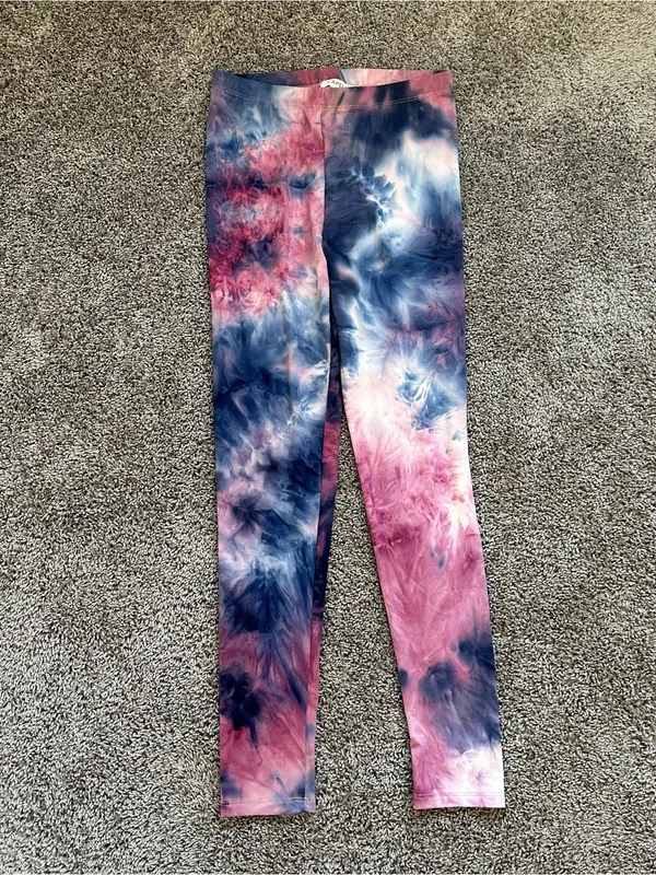 Tie-Dye Stretch Leggings in Pink & Blue - Image 3