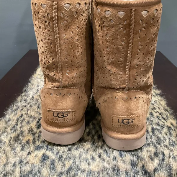 UGG CLASSIC‎ FLORA PERFORATED LEATHER BOOTS - Image 2