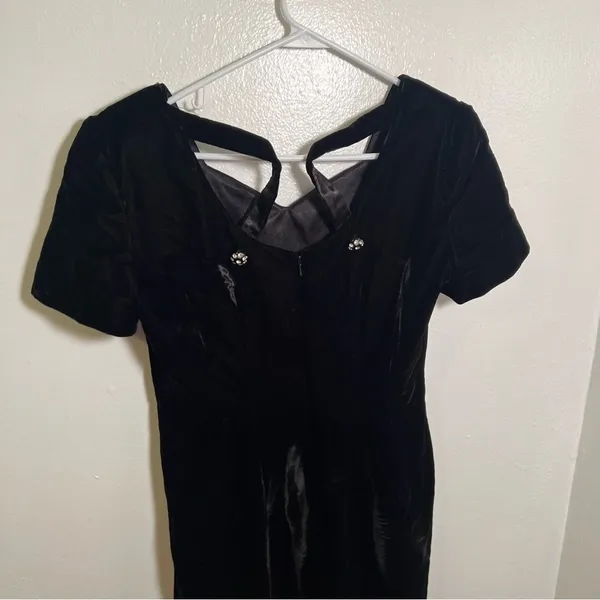 Vintage Maggy London Women's Size 8 Velvet Midi Dress Black Short Sleeve Slit - Image 8