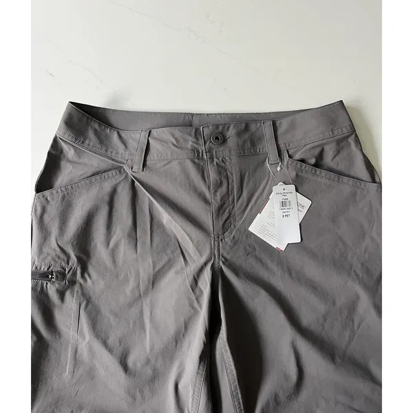 NWT LL Bean Pants Women’s Gray Convertible Shorts Zip Off No Fly Zone 8P - Image 4