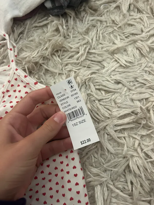 Brandy Melville Heart Tank Top - Image 3