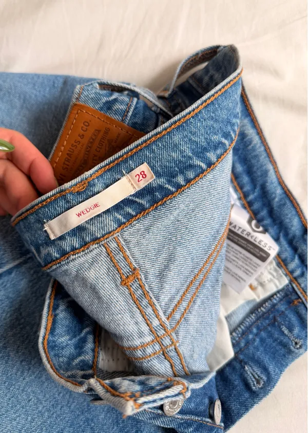 Levi’s Wedgie Jeans - Image 2