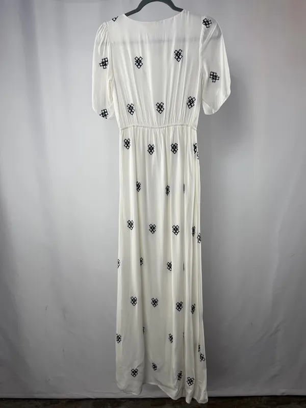 NWT Roolee Flutter Sleeve Patterned Midi Dress in White‎ Blue Size XS - Image 4