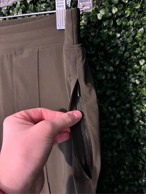 Athleta Olive Green Vienna Slim Pants Sz 8 - Image 3