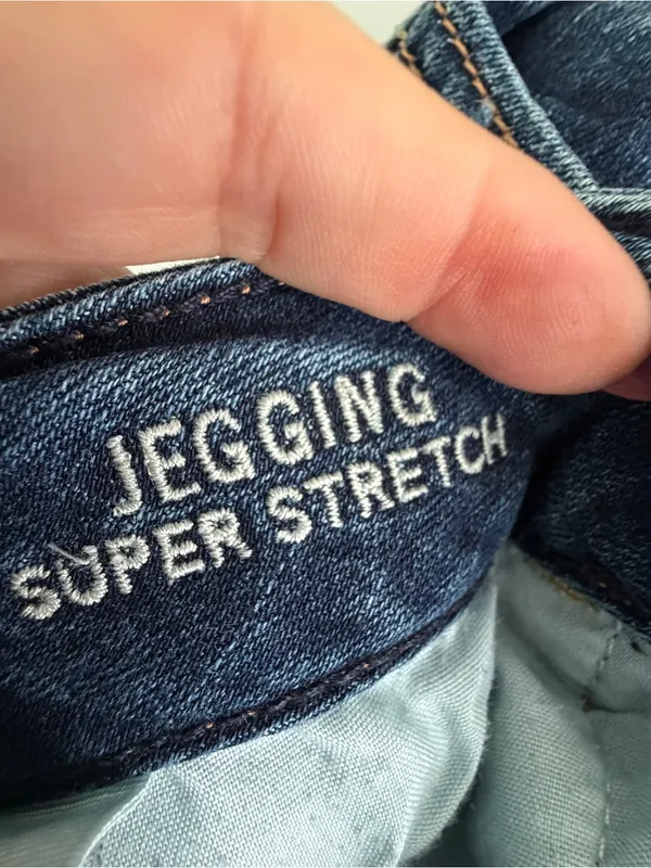 American Eagle Outfitters Women’s medium Blue Jeggings size 6 - Image 5
