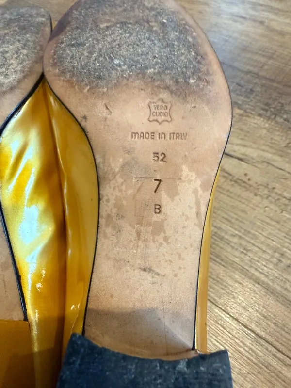 VS Vintage Yellow Patent Leather Chunky Heel Loafers Made in Italy Mod Retro 7 - Image 7