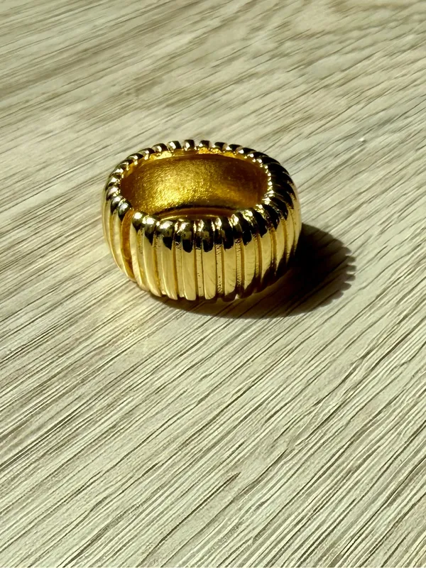 7 Gold plated steel Ribbed Dome statement Ring chunky cute preppy gift open end - Image 4