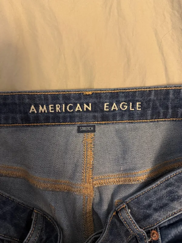 American Eagle Jeans - Image 3