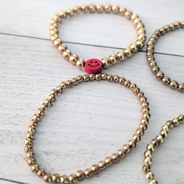 Bundle of 6 Bracelets - Gold Tone Stretch Bracelets - Fair Condition - Image 3
