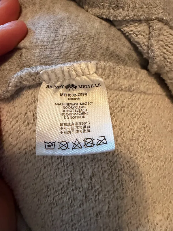 Brandy Melville Sweatpants - Image 4