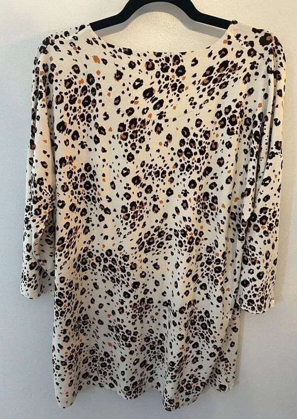 Chico's Touch of Cool Animal Print Wedge Tunic Size 2 Large Stretchy - Image 4