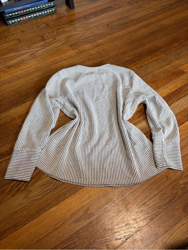 Striped Crewneck Long Sleeve Top in White and Gray - Image 2