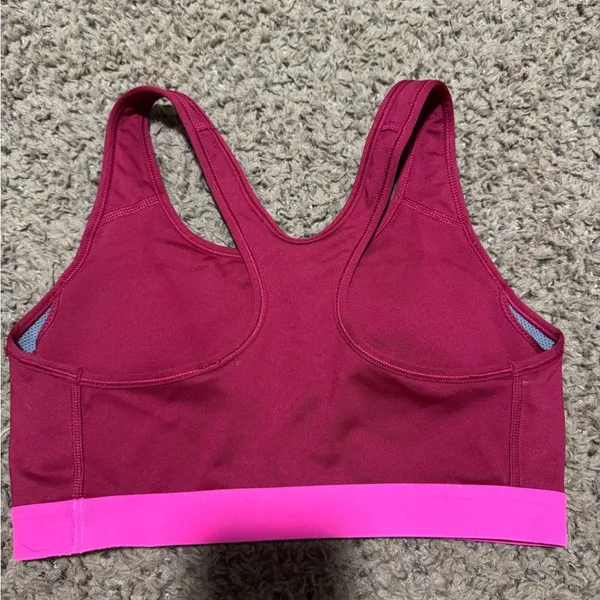 Nike Women's Pink Sports Bra - Image 3
