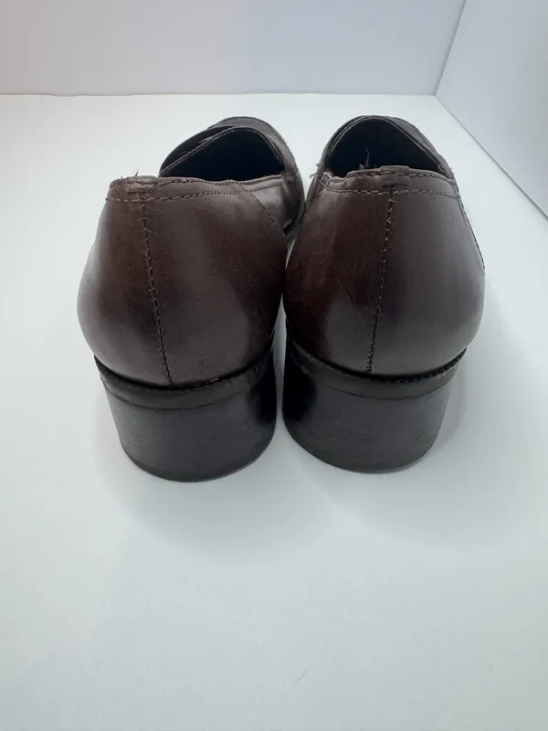 Naturalizer Brown Leather Kitten Heels Timeless Design Size 7 - Image 4