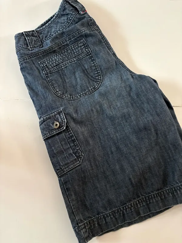 Tommy Hilfiger Women's Blue Denim Cargo Shorts Size 10 - Image 5