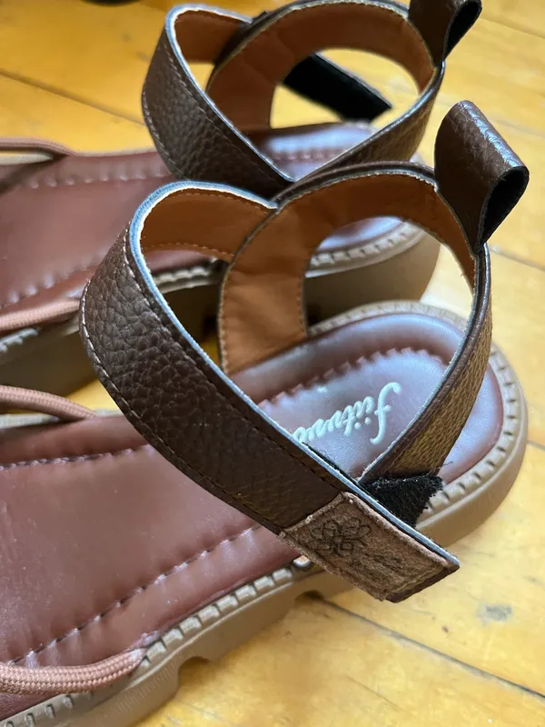 Sandals size 7 Brown - Image 4