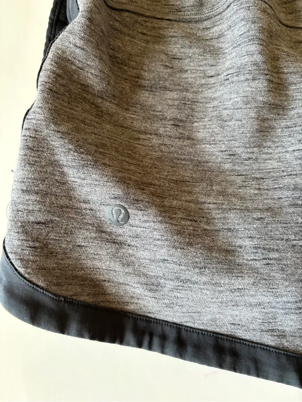 Lululemon Cool And Collected Shorts Women’s Size 8 Gray Black Trim Yoga Athletic - Image 9
