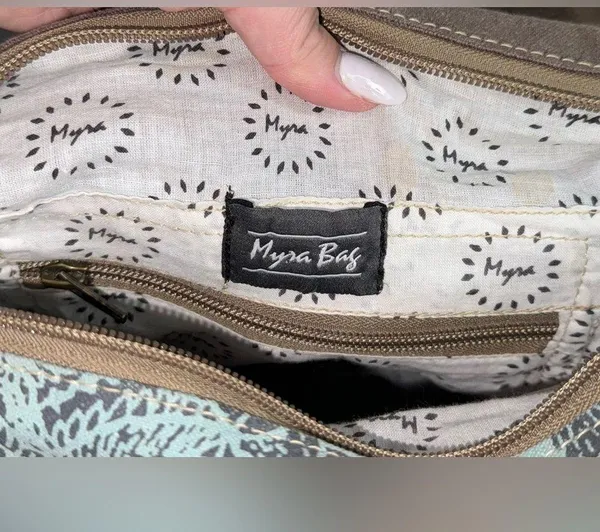 Myra Bags Crossbody Bag - Image 6
