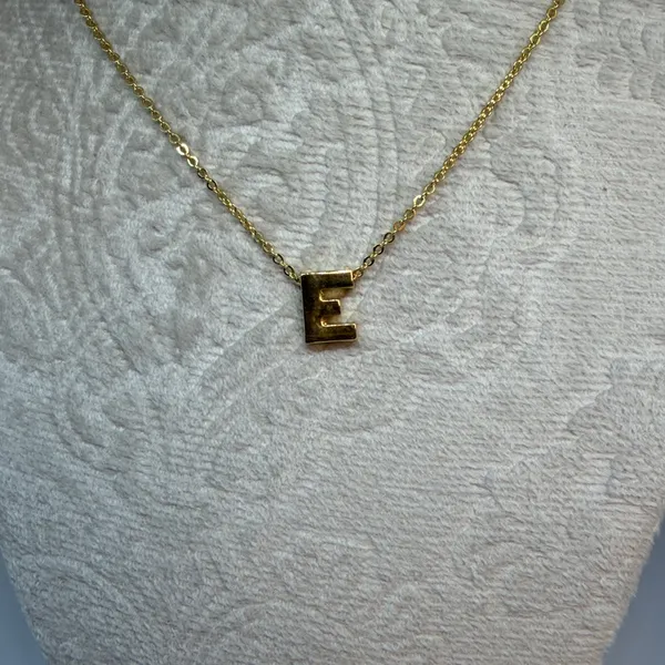 Gold Tone Letter E Initial Pendant Necklace Dainty Minimalist Alphabet Jewelry - Image 2