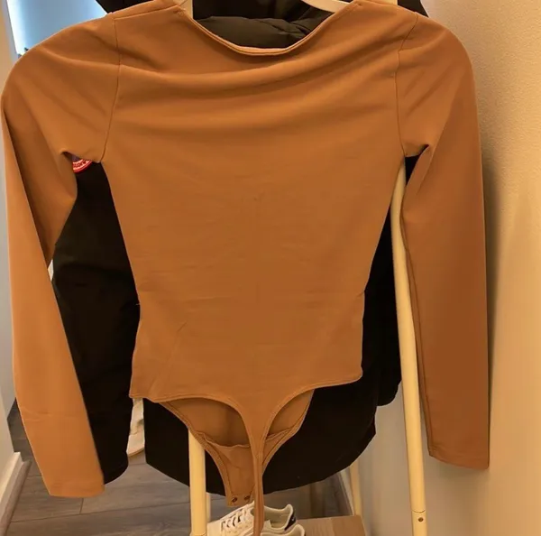 Abercrombie Bodysuit - Image 3