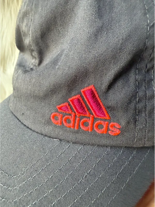 Adidas Classic Dark Gray Baseball Cap with Hot Pink Logo - Image 4