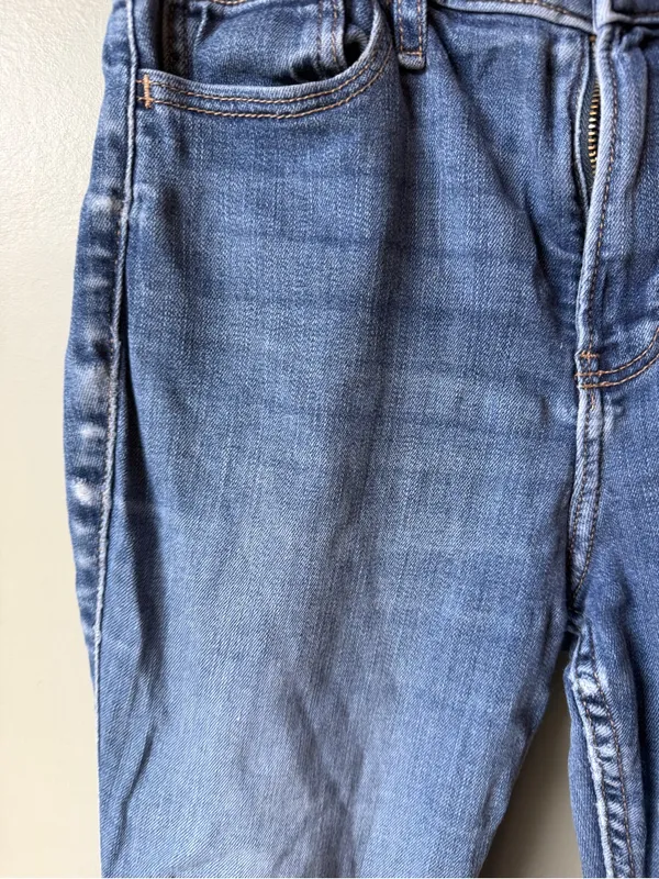 Hollister Women’s High-Rise Super Skinny Jeans Medium Wash Size 7R / 28 - Image 2