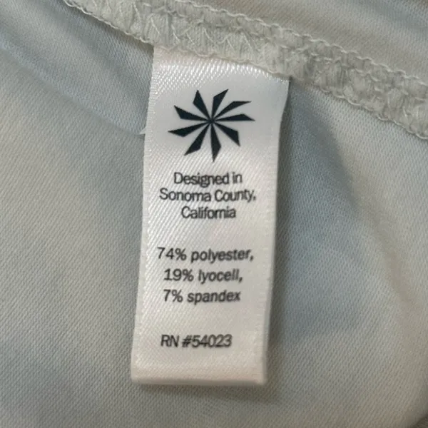 Athleta light blue oval open back long sleeve women’s size medium - Image 6