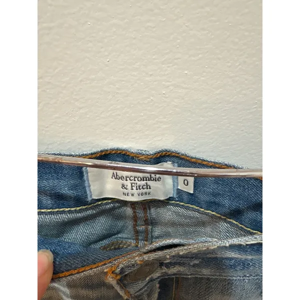 Vintage Low‎ Rise Y2K Abercrombie Denim Shorts Size 0 - Image 2