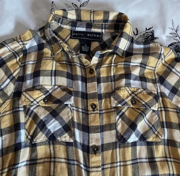 Polly & Esther Y2K plaid button-up flannel shirt - Image 5