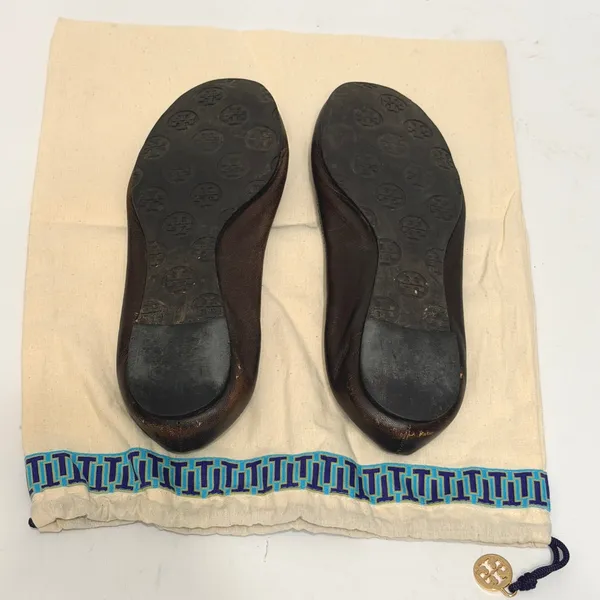 Tory Burch Reva Ballet Flats Brown Leather Gold Logo Medallion Size 9.5 - Image 6