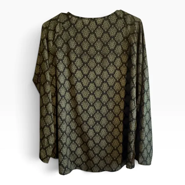 Forever 21 Wrap Blouse Womens Medium Green Black Excellent Damask Long Sleeve - Image 4