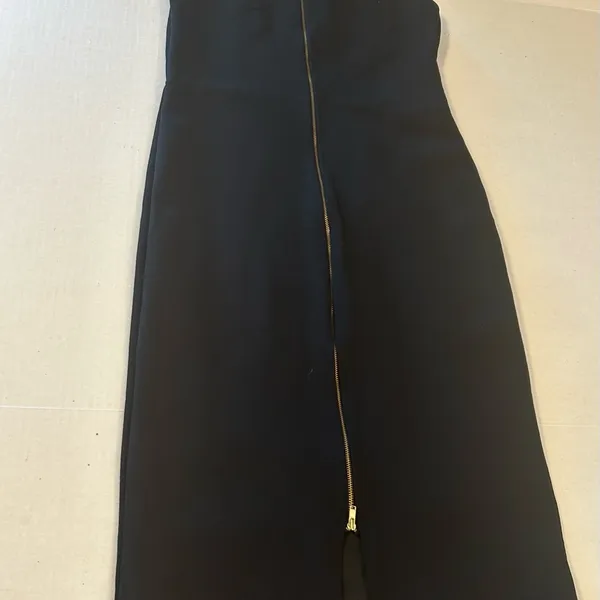Lulu's Black Deep V Bodycon Sleeveless Sheath Midi Dress size Large fitted - Image 4