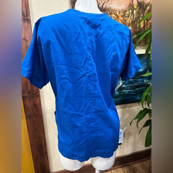 EUC size S Cherokee medical scrub top light blue - Image 4
