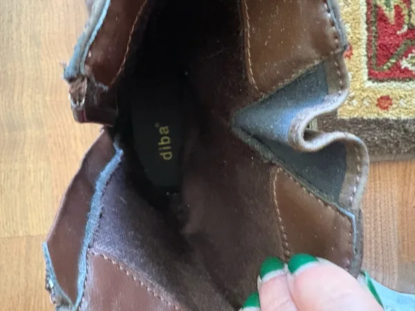 Brown Boots Size 6.5 - Image 5