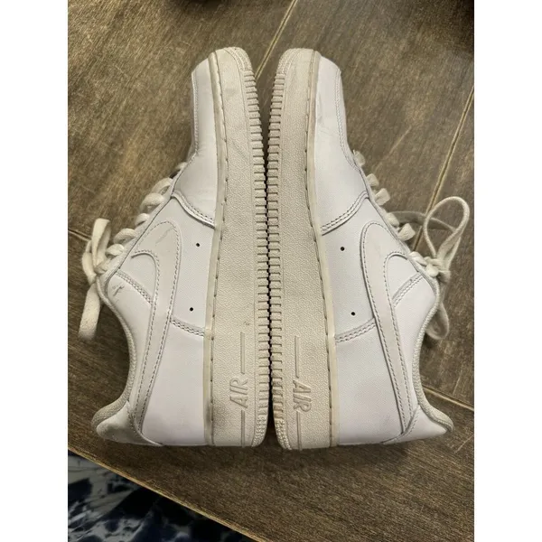 Nike‎ air force ones used Size 6.5 white 315122-111 Leather - Image 3