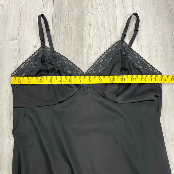 Vintage Black Vanity Fair Lace Trim V-Neck Nylon USA Adjustable Full Slip Small - Image 8