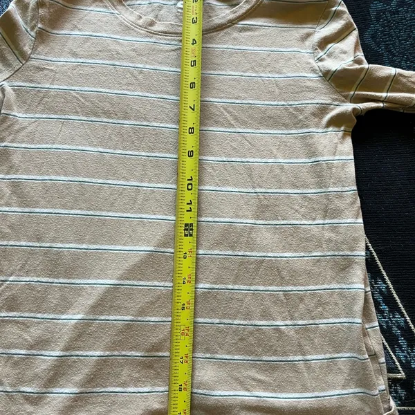 SO Women's Tan Striped Long Sleeve Top SZ XS Summer Casual T Shirt Cute + Petite - Image 9