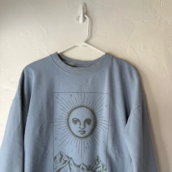 American‎ Eagle Blue Sun Moon Mountains Crewneck Sweatshirt XS Celestial - Image 2