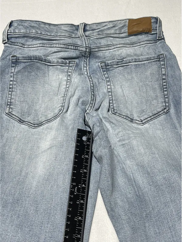 Aeropostale Women's Light Wash Skinny Jeans Size 4 Regular - Image 5
