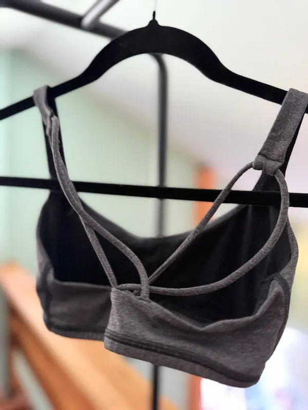 Sports bra Gray - Image 3