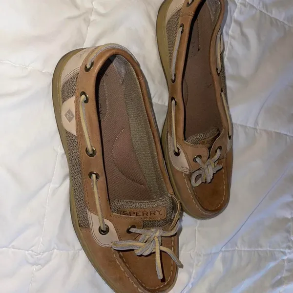 Tan and Cream Sperry Loafers - Size 8 - Image 5