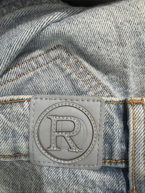 Revice Los Angeles Cut-off Distressed Fringed Rigid Denim Jean Shorts size 27 - Image 8