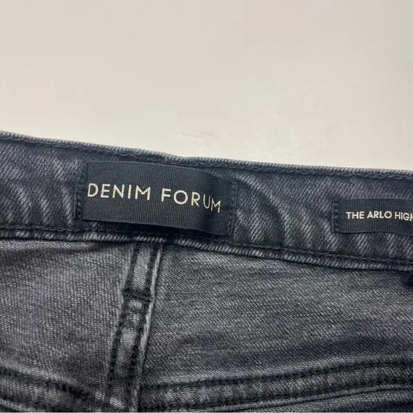 Aritzia Denim Forum Arlo High Rise Straight 28L Womens‎ 26 Waist Faded Black Denim Jean - Image 2