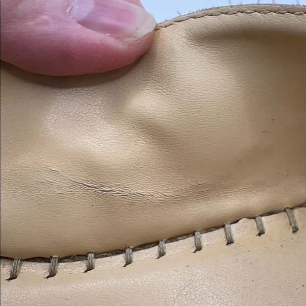 C. Wonder Margot White Embossed Leather Espadrille Flats Slip On Size 9 - Image 9