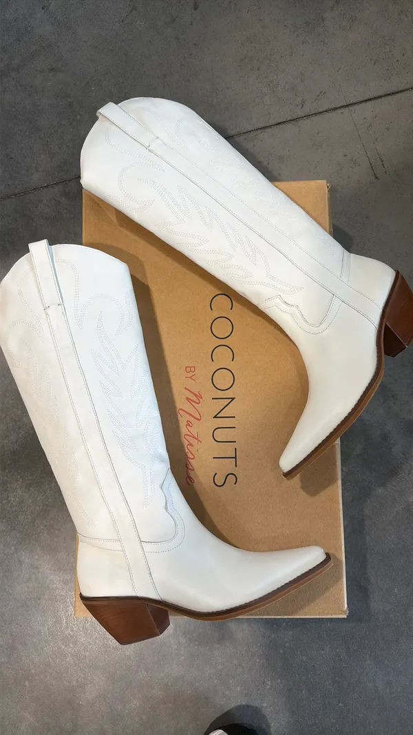 Coconuts by Matisse White Cowgirl Boots - Image 2